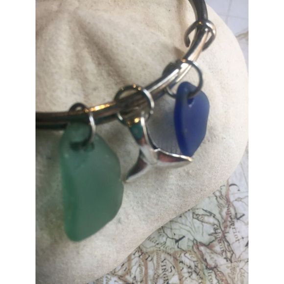 Cobalt Blue & Teal Sea Glass Bangle with Whale Tail - Picture 3 of 6